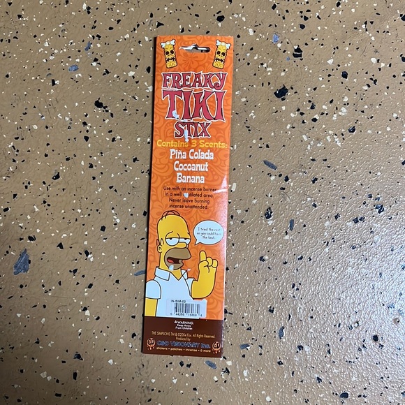 Simpsons Cards, Tiny Figurine, Incense Sticks - Picture 8 of 8